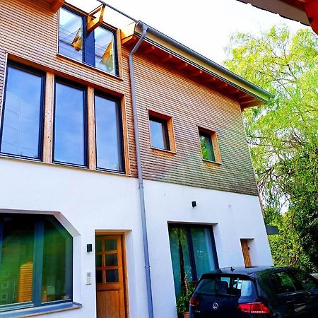 Apartment Unterm Dach Mit Kleinem Seeblick Münsing Екстериор снимка